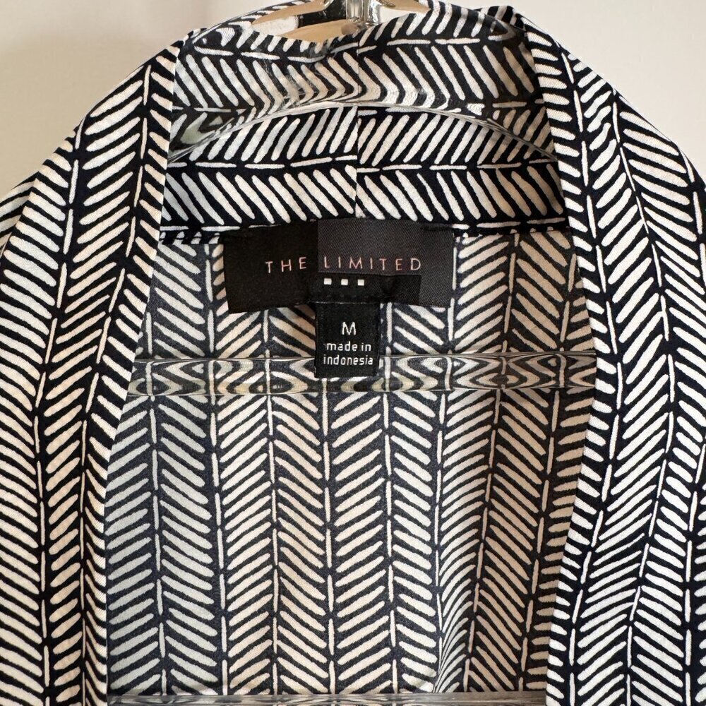 The Limited Women's Navy and White Tie Neck Button Down Blouse - Size Medium - Picture 3 of 5